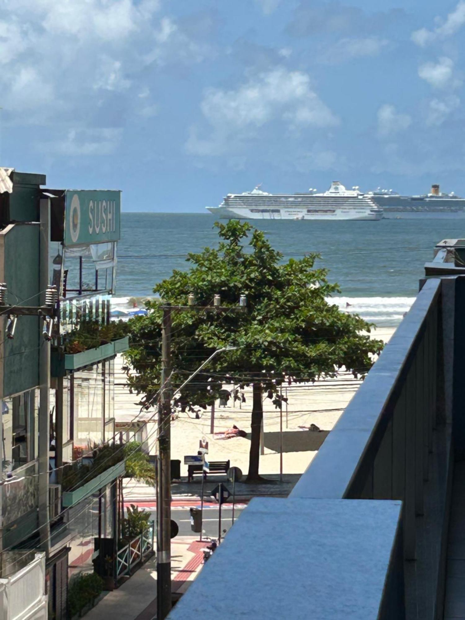 Beira Da Praia, 2 Pessoas, Economico, Basico E Confortavel * Balneario Camboriu