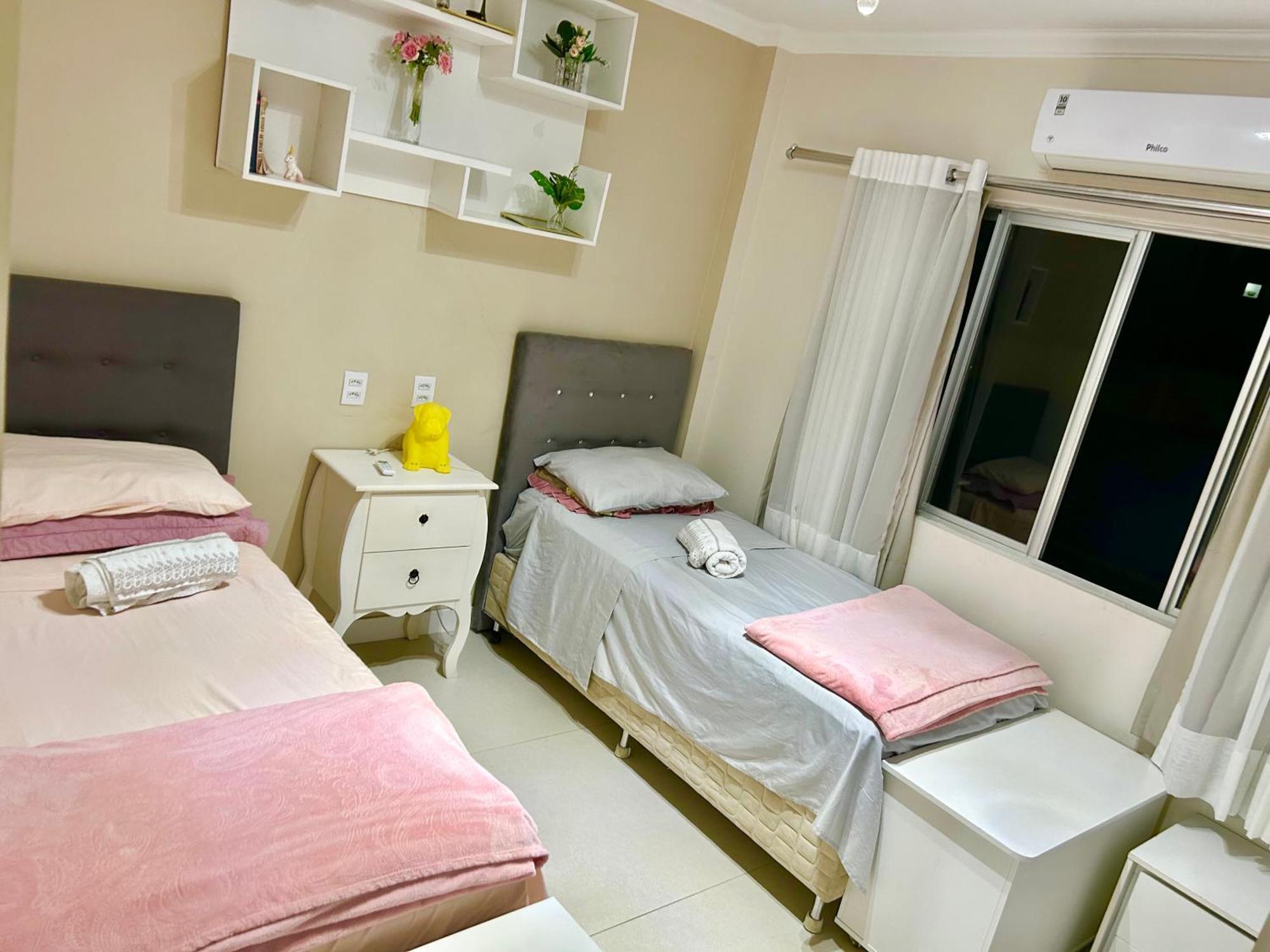 Homestay Beira Da Praia, 2 Pessoas, Economico, Basico E Confortavel Balneario Camboriu