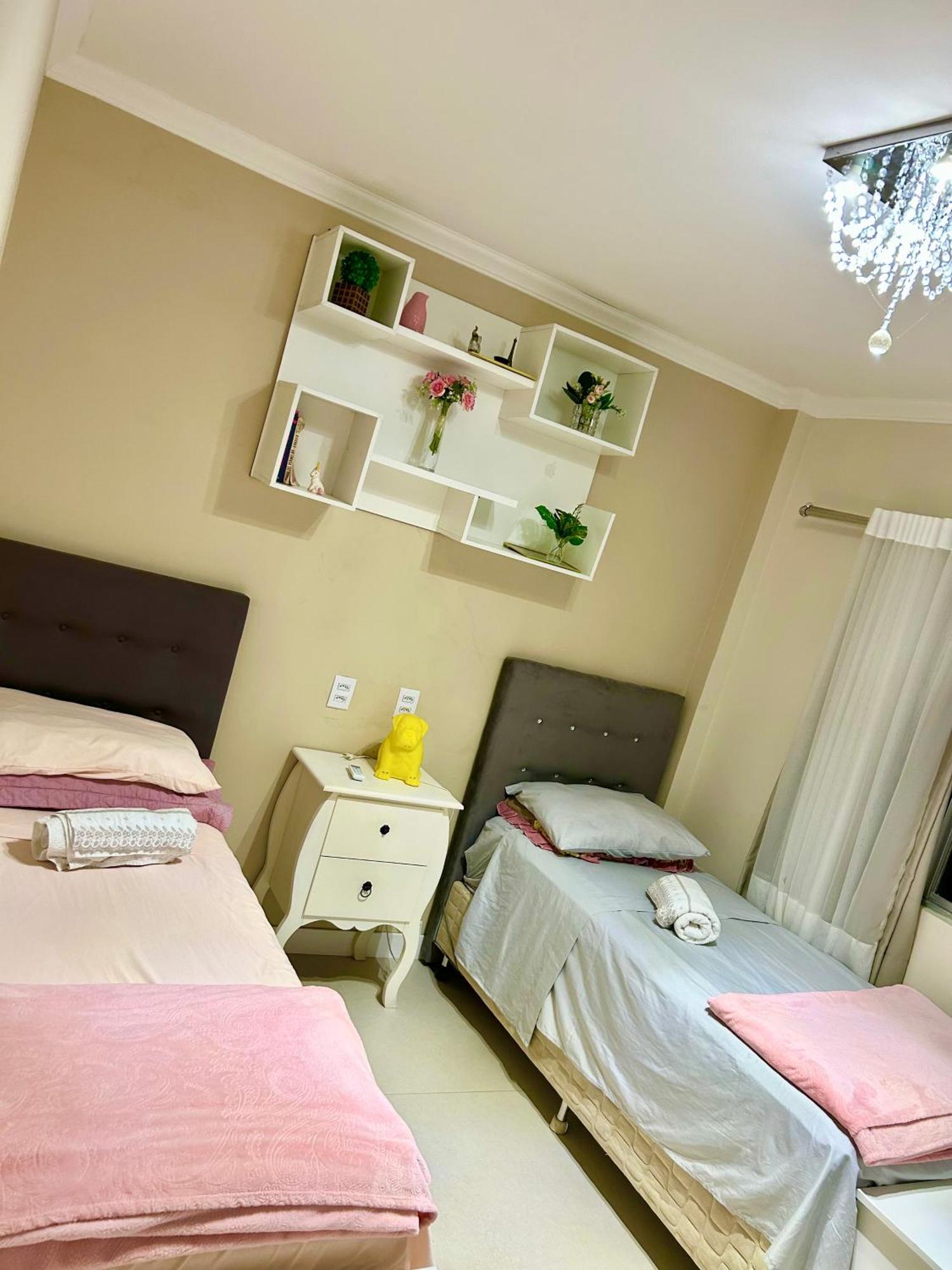 Beira Da Praia, 2 Pessoas, Economico, Basico E Confortavel Homestay Balneario Camboriu